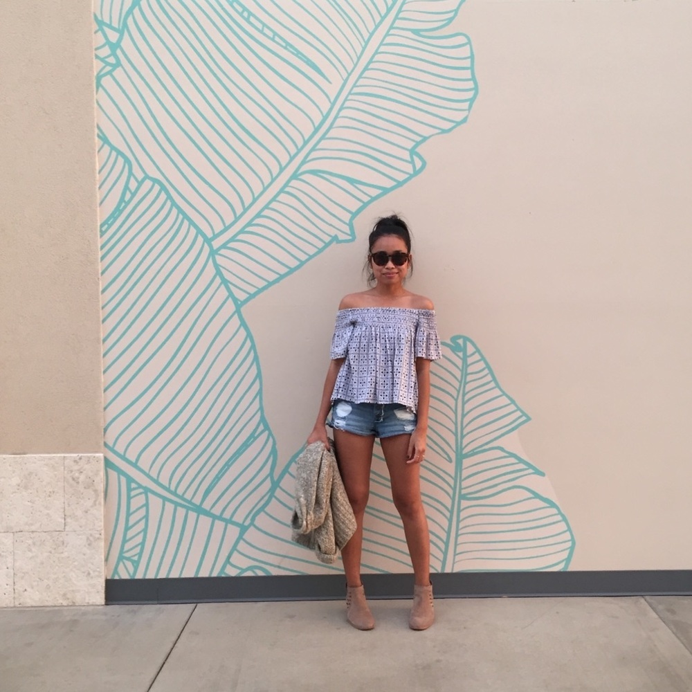 AVA SKY Off The Shoulder Top